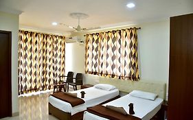 Jolans Guest House
